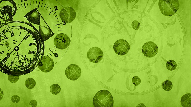 Clock Watch Circles Spots Round  - chenspec / Pixabay