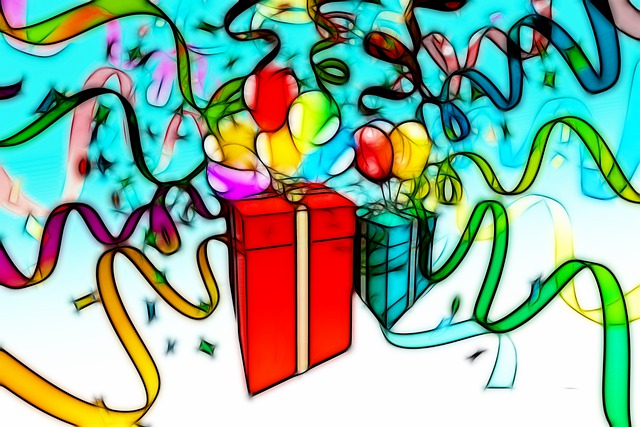 Gifts Balloons Confetti Birthday  - geralt / Pixabay