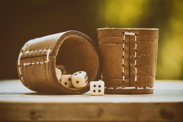 Dice Dice Cup Happiness Gambling  - Alexas_Fotos / Pixabay