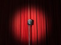Stand Up Comedy Stage Curtain  - Tumisu / Pixabay